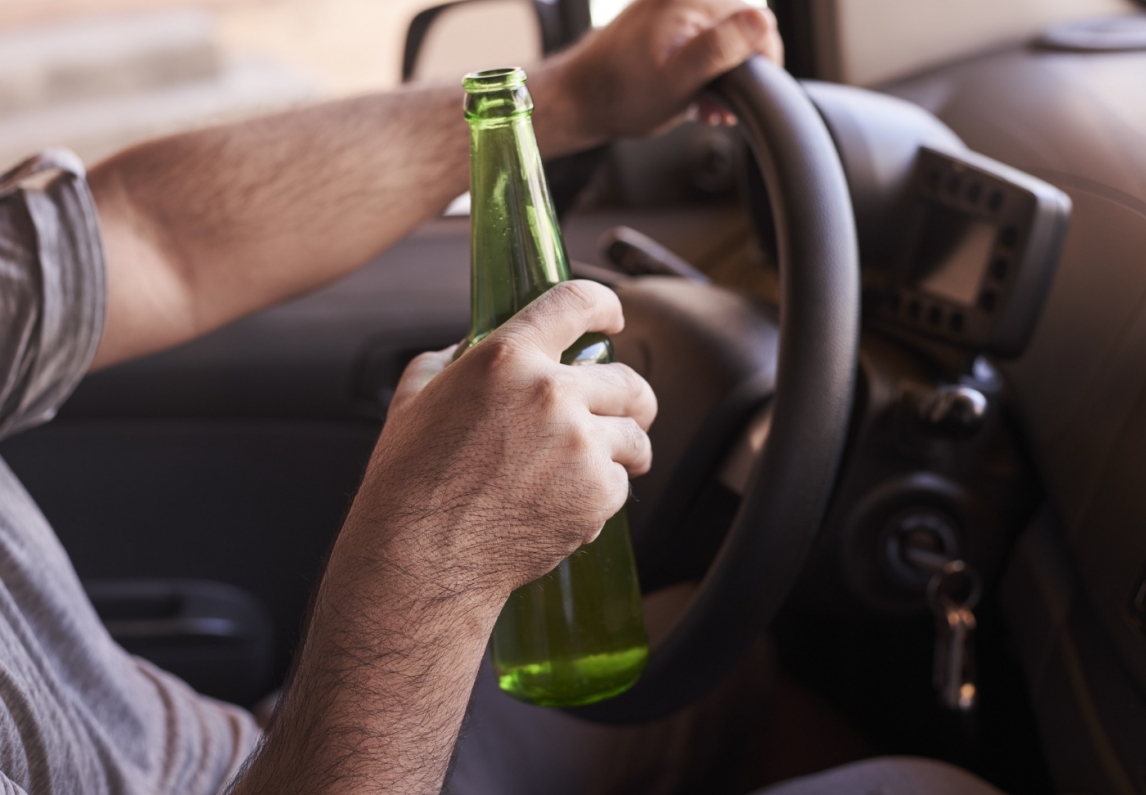 Senior z Ostrołęki stracił prawo jazdy za prowadzenie pojazdu pod wpływem alkoholu