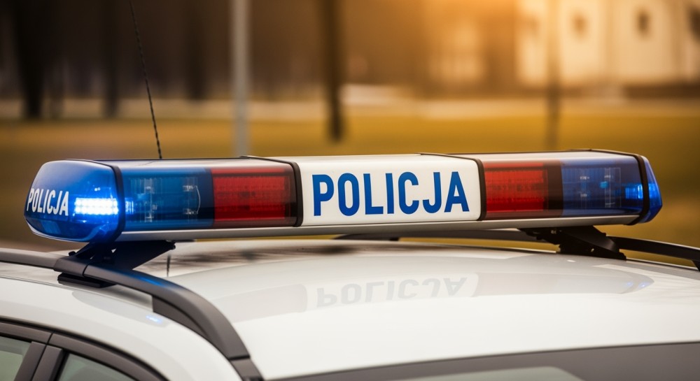 Bezpieczeństwo młodzieży w Ostrołęce: Policja w akcji kontrolnej
