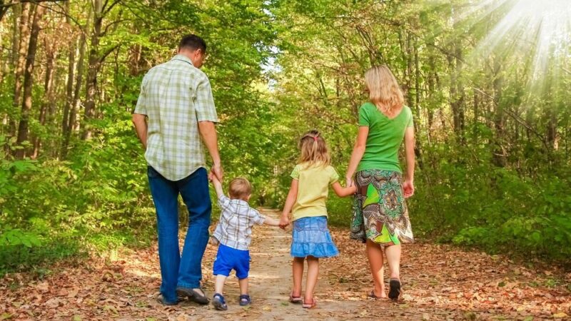 Ostrołęka: Parafia Zbawiciela Świata angażuje się w poszukiwanie rodzin zastępczych dla dzieci