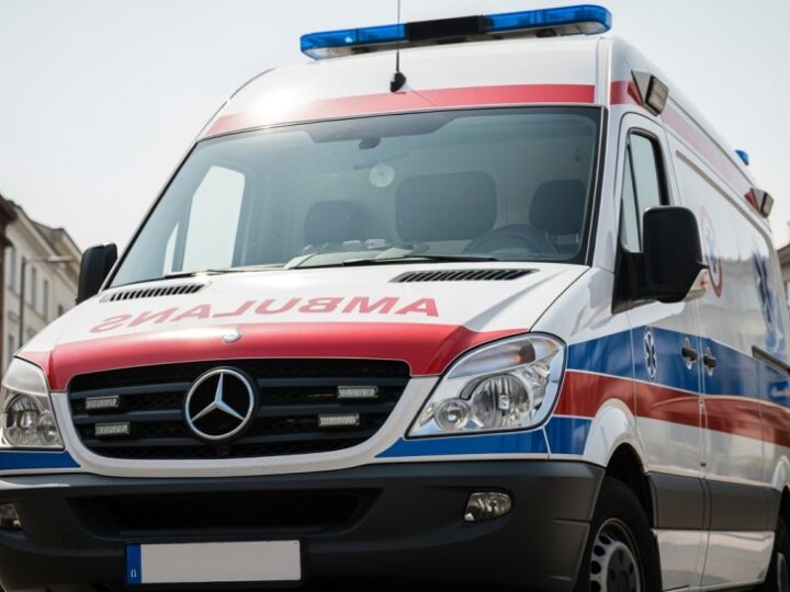 Patrol Straży Miejskiej w Ostrołęce ratuje życie młodemu mężczyźnie w dramatycznej sytuacji!