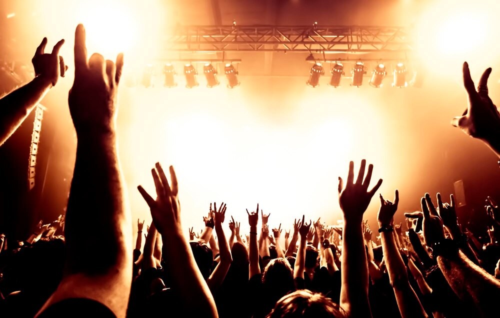 Teatralne Święto w Ostrołęce: Festiwal InQbator 2025 zaskoczy różnorodnością!