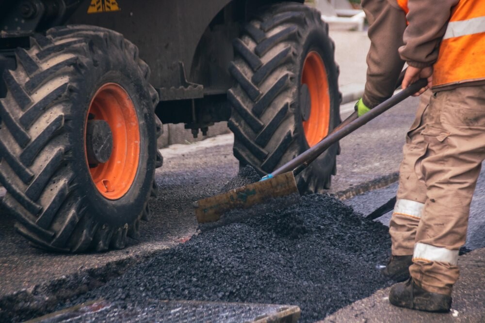 Gmina Kadzidło inwestuje w nowe drogi: podpisano umowy na projektowanie infrastruktury