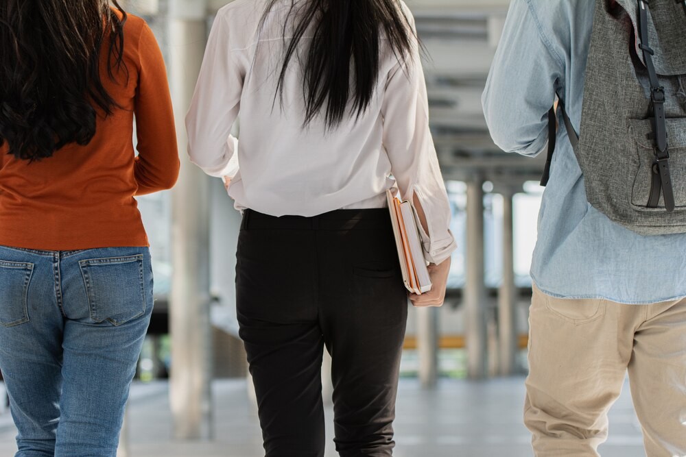 Ostrołęka w edukacji: 43 umowy na innowacyjne projekty podpisane!