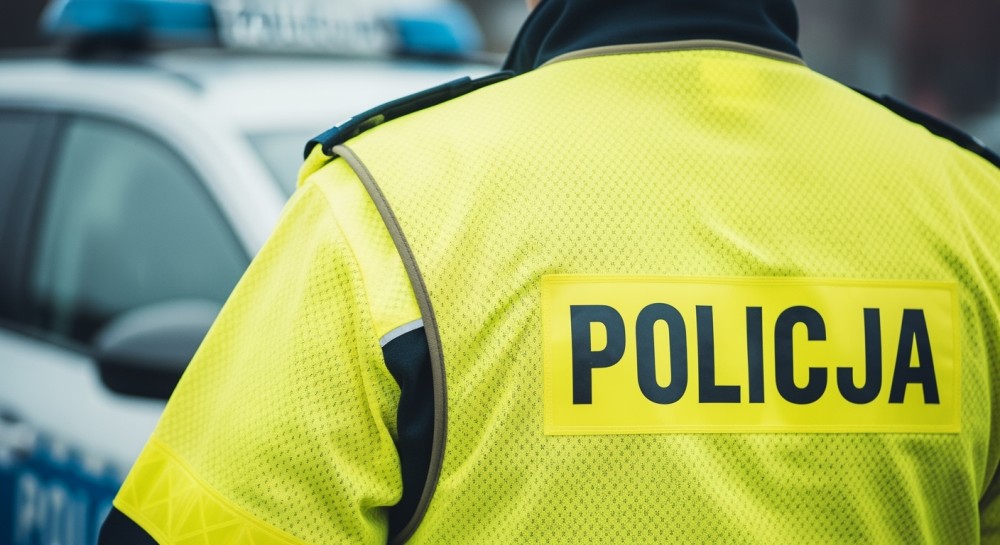 Czerwone światło na przejeździe kolejowym: Ignorowanie grozi wysokim mandatem i punktami karnymi