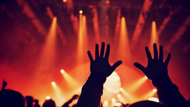 Karnawałowy spektakl muzyczny „Viva la Diva!” w Ostrołęce!