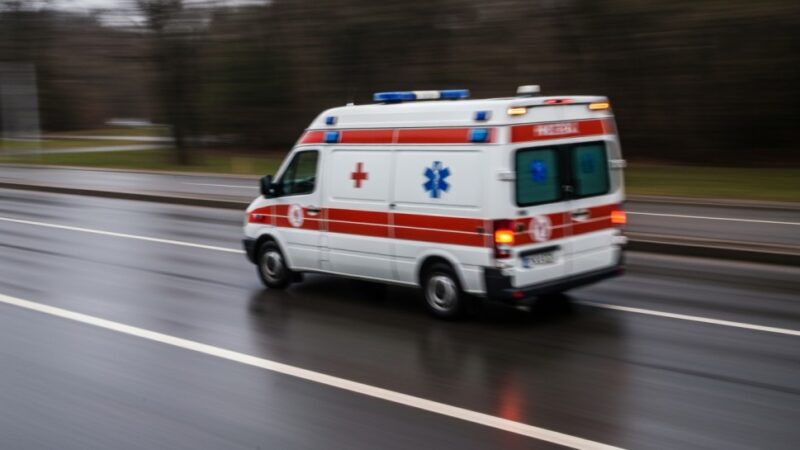 Ostrzeżenie policji: Odśnieżanie dachów to nasz obowiązek!