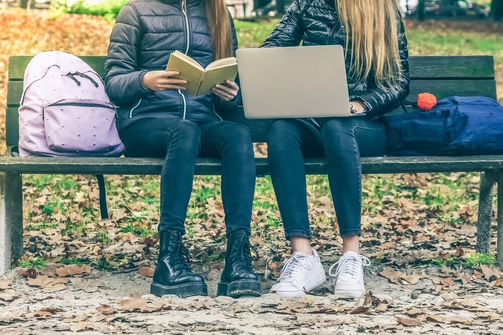 Nowe umowy na modernizację szkół zawodowych w Ostrołęce podpisane