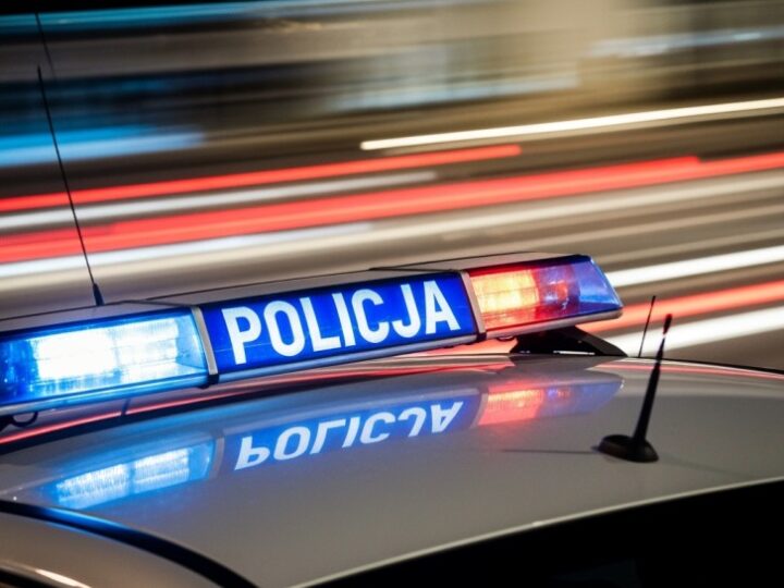 Kierowcy ignorują znaki STOP na przejazdach kolejowych w powiecie ostrołęckim