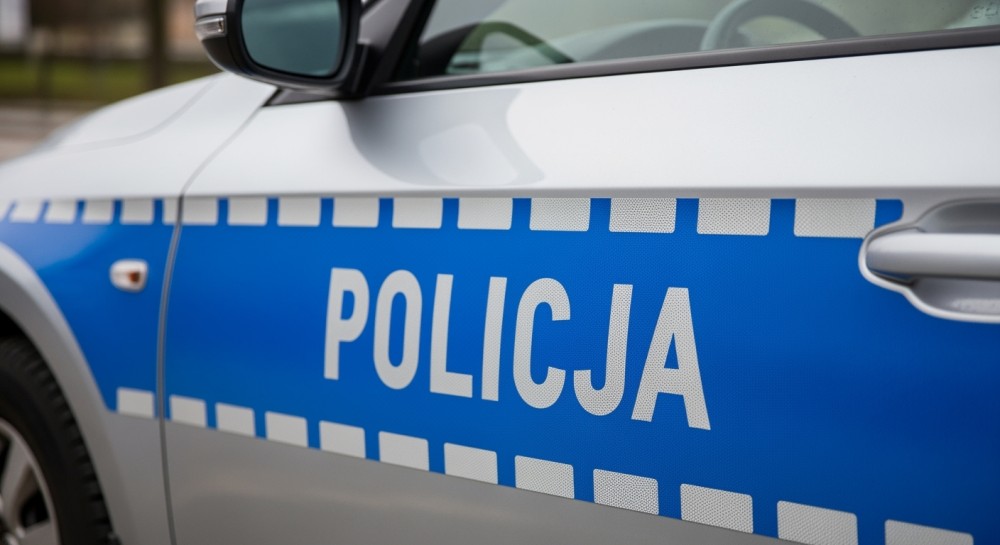 Agresywny wnuk zatrzymany przez policję – koniec z przemocą w rodzinie