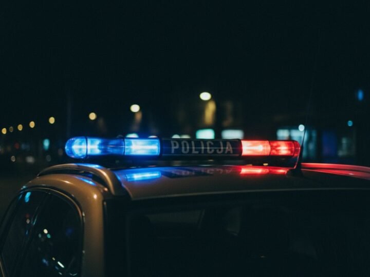 Oszustwo na pracownika banku: Ostrołęczanka straciła 70 tysięcy złotych przez fałszywe wskazówki!