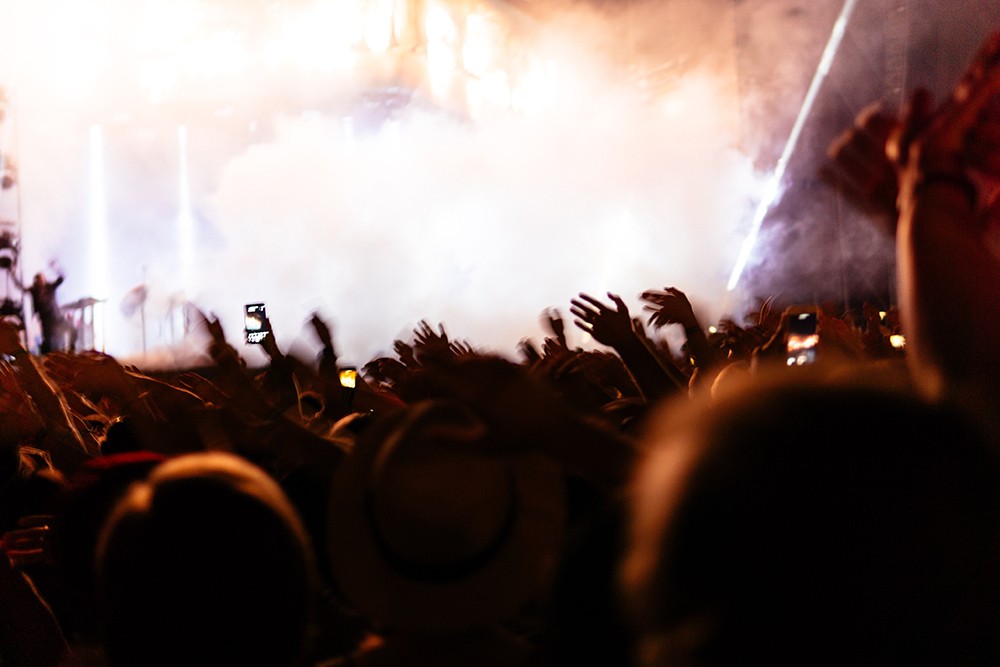 Czwartkowe seanse w Kinie Jantar: odkryj niezwykłe historie!