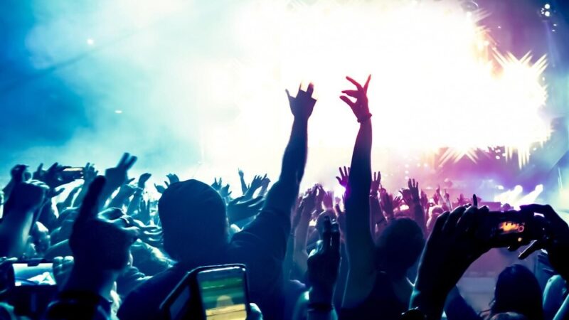 XXXI Wesele Kurpiowskie w Kadzidle: Trzy dni folkloru i zabawy rozpoczynają się dziś!