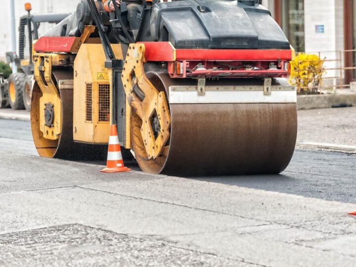 Nowa era dla ul. Syski – podpisano umowę na przebudowę drogi
