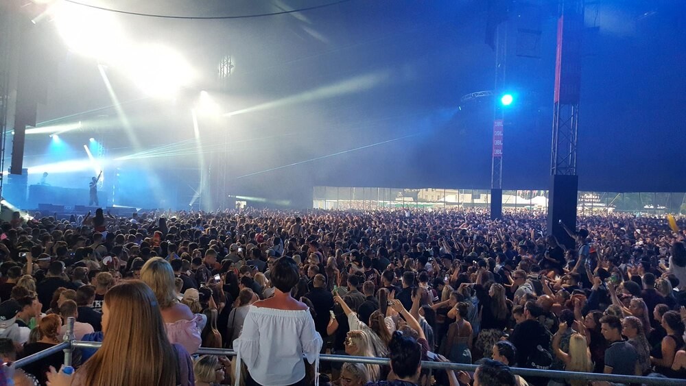 Darmowy transport na koncert „Młodzi Skierkowskiemu” – dołącz do wydarzenia!